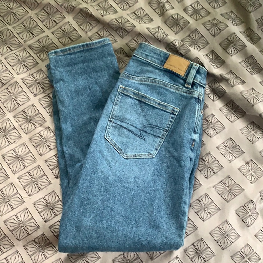 American Eagle Mom Jeans